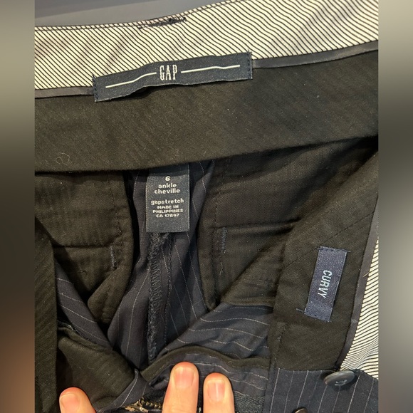 Gap Curvy pinstripe pants - Picture 2 of 3